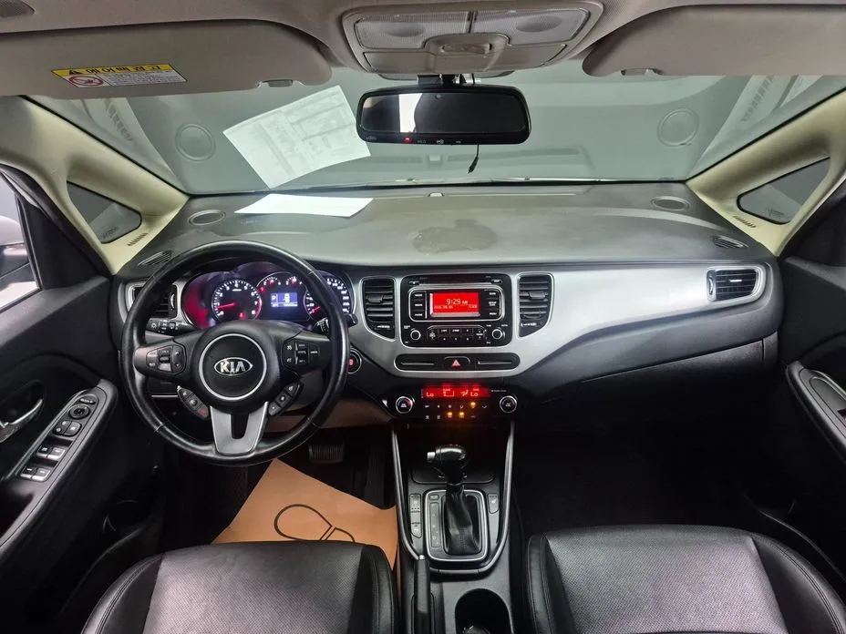 Kia Carens