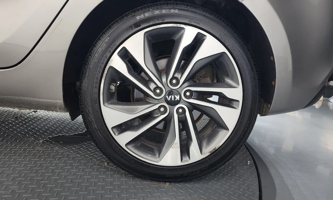 Kia Carens