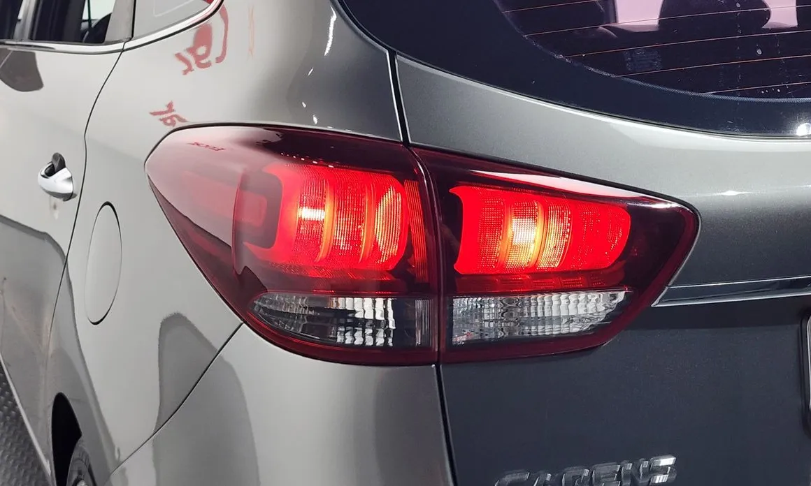 Kia Carens