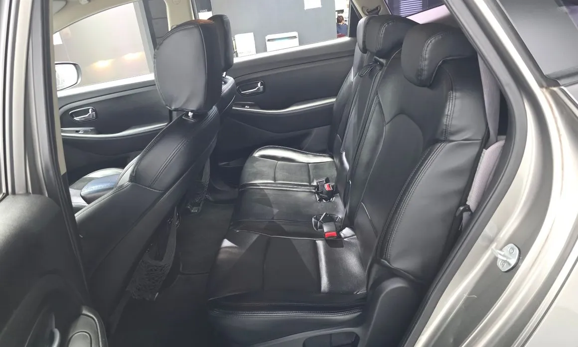Kia Carens