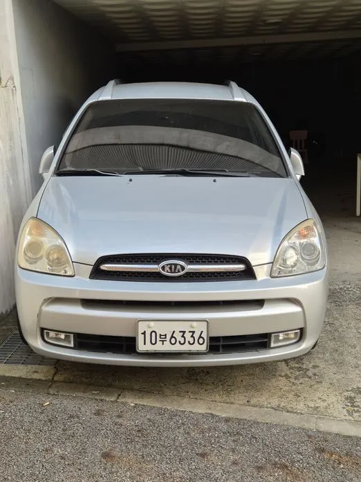 Kia Carens