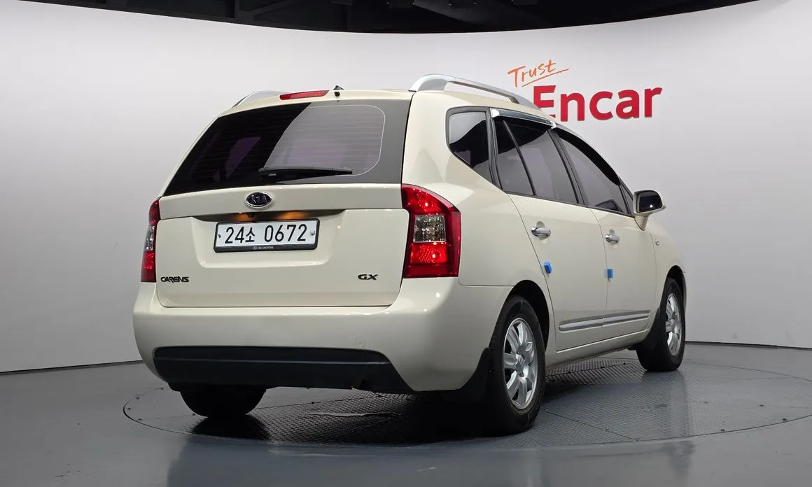 Kia Carens