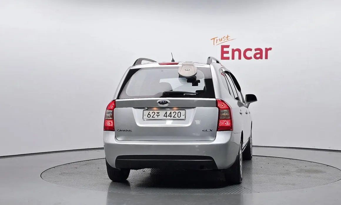 Kia Carens