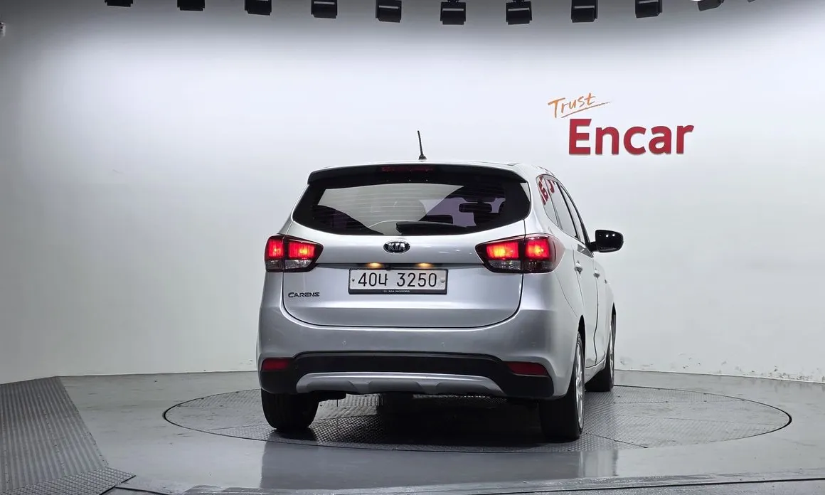 Kia Carens