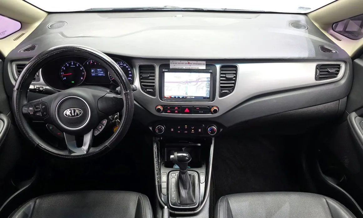 Kia Carens