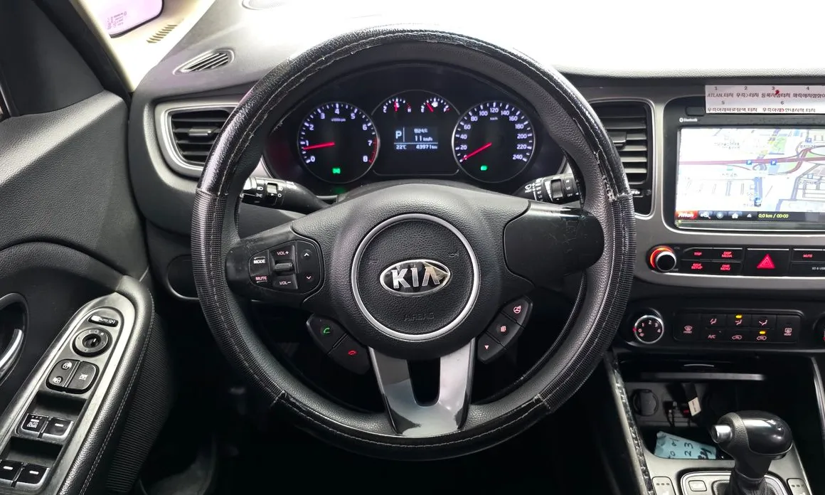 Kia Carens