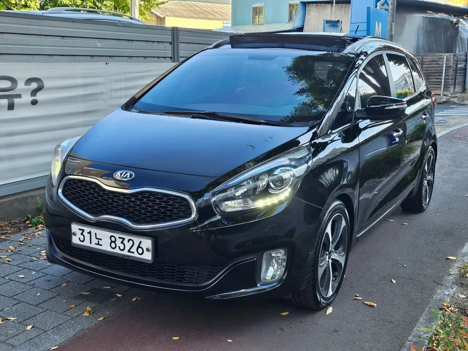 Kia Carens
