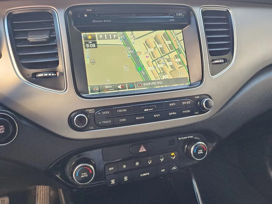 Kia Carens