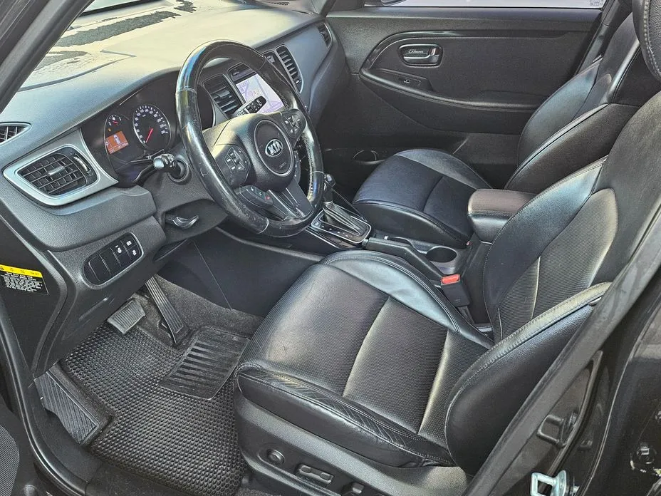 Kia Carens