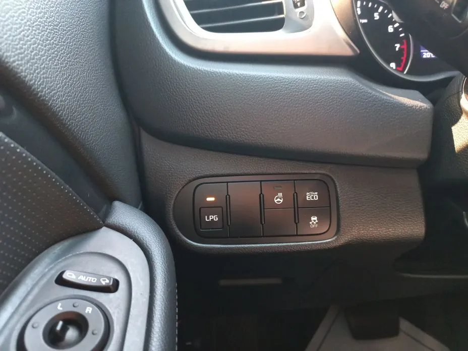Kia Carens