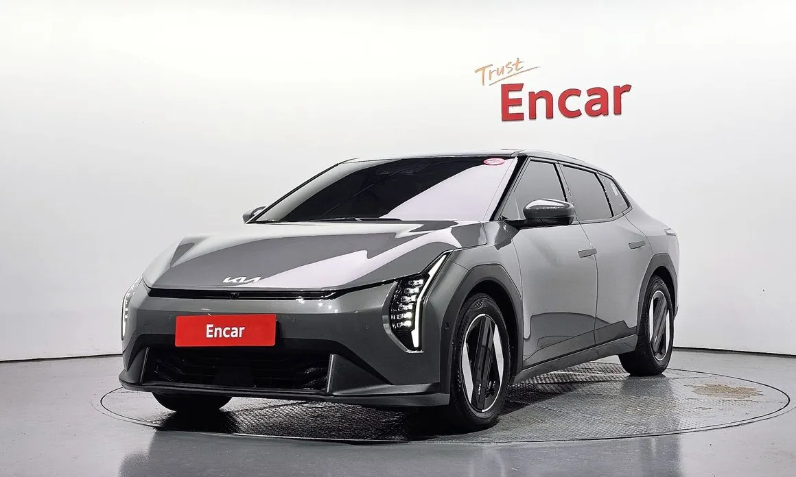 Kia EV4