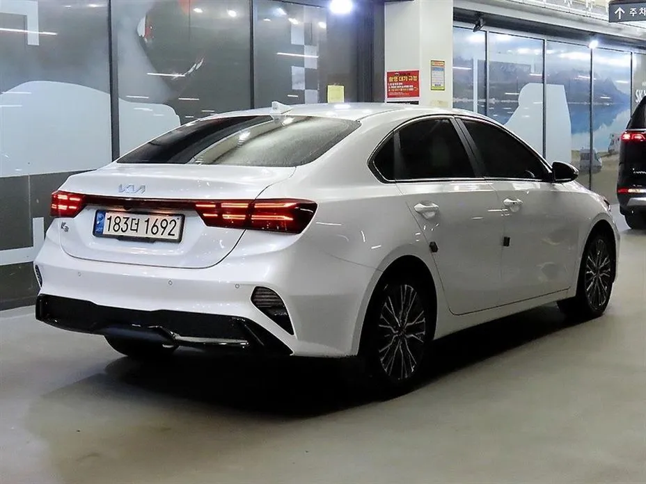 Kia K3