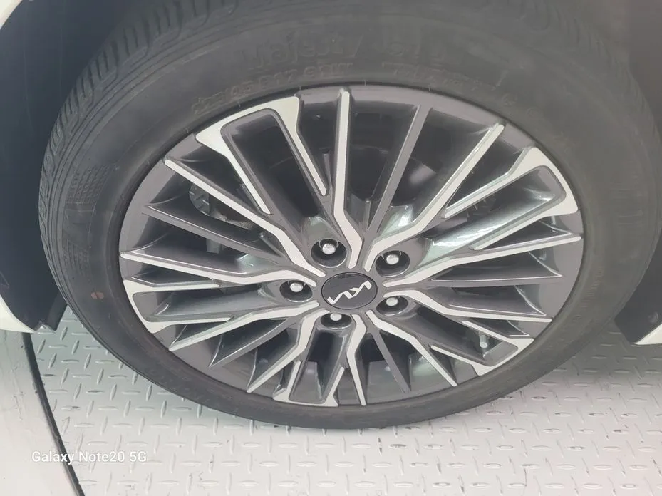 Kia K3