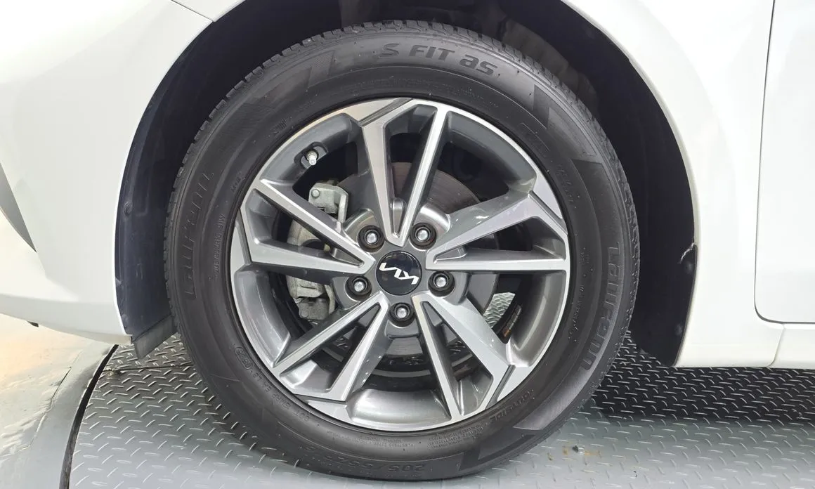 Kia K3