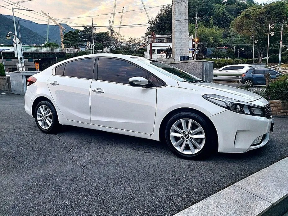 Kia K3