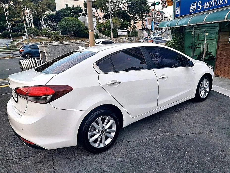 Kia K3