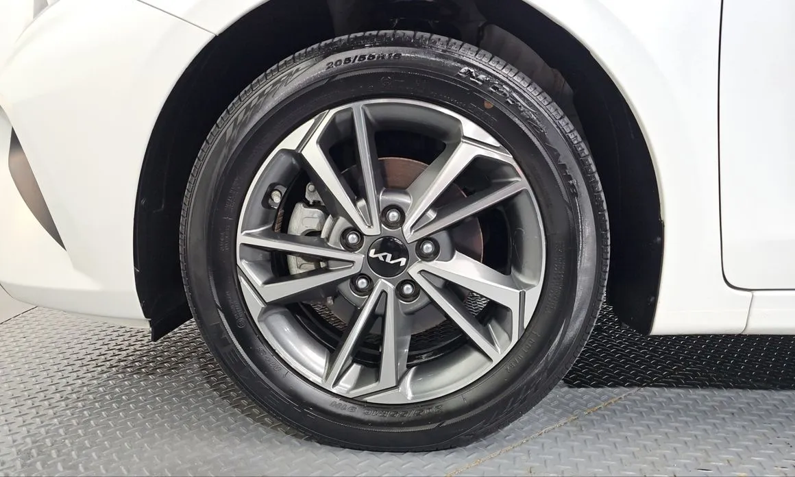 Kia K3