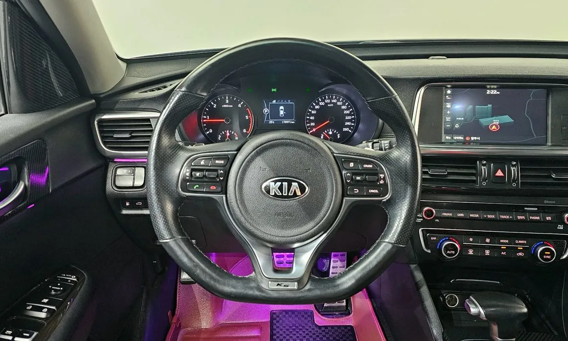 Kia K5