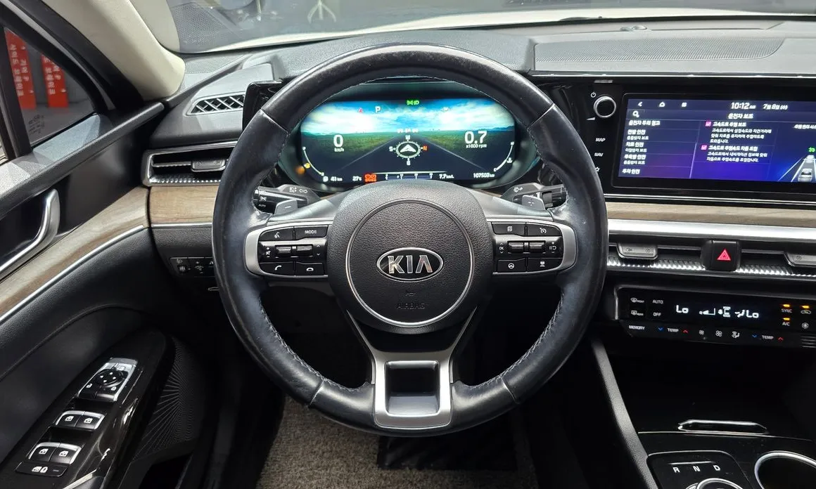Kia K5