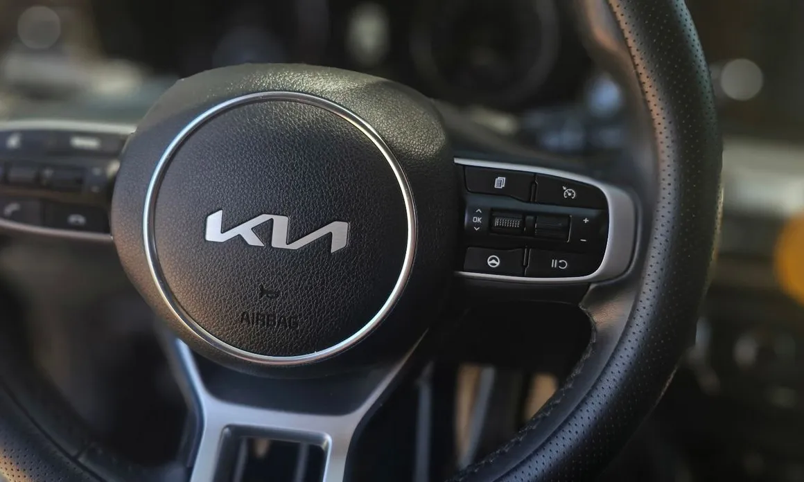 Kia K5