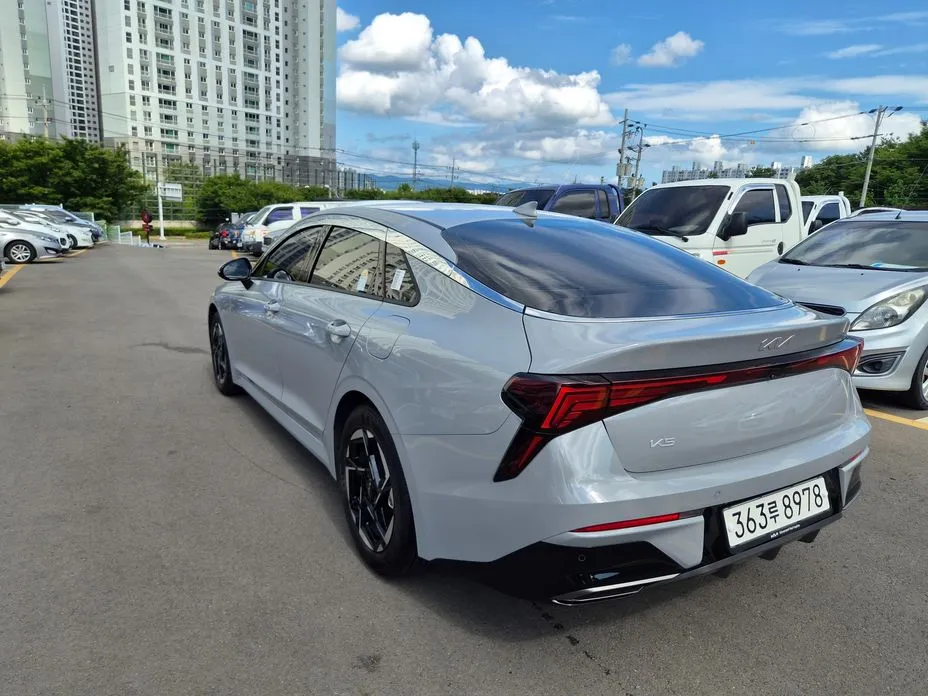 Kia K5
