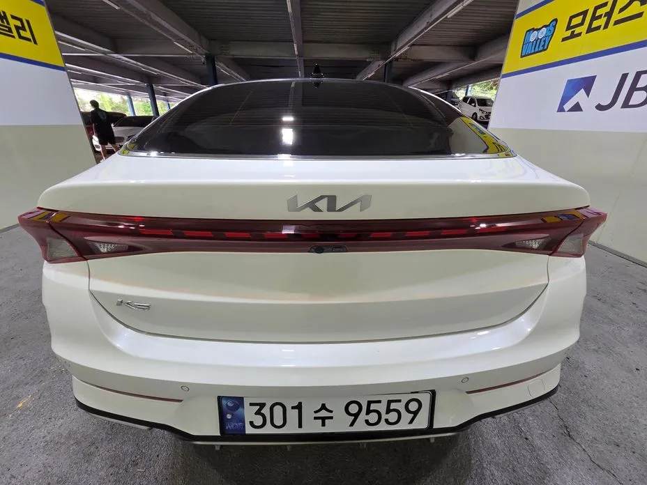 Kia K5