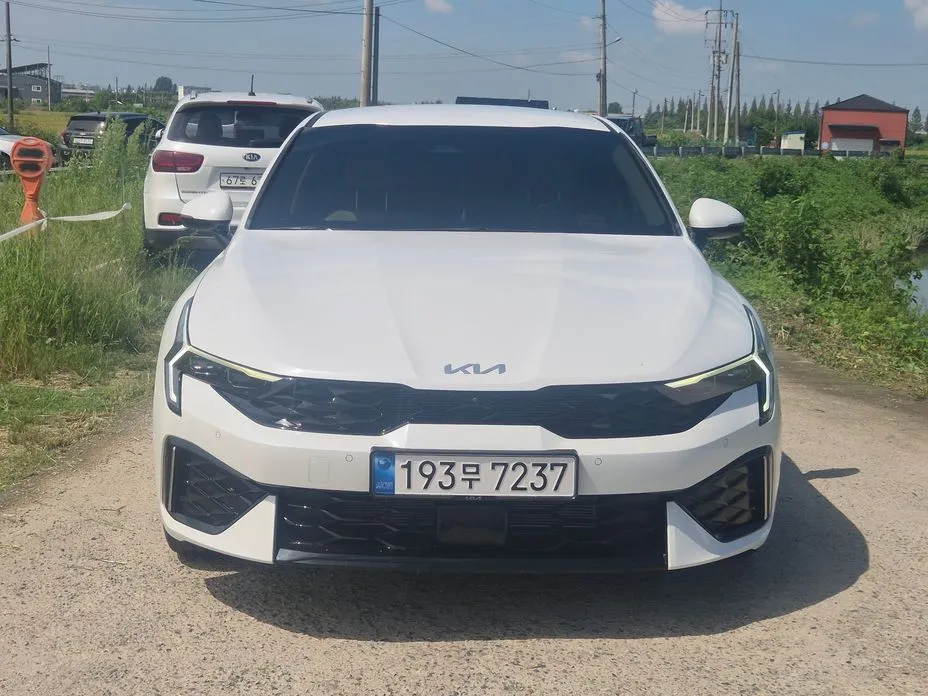 Kia K5