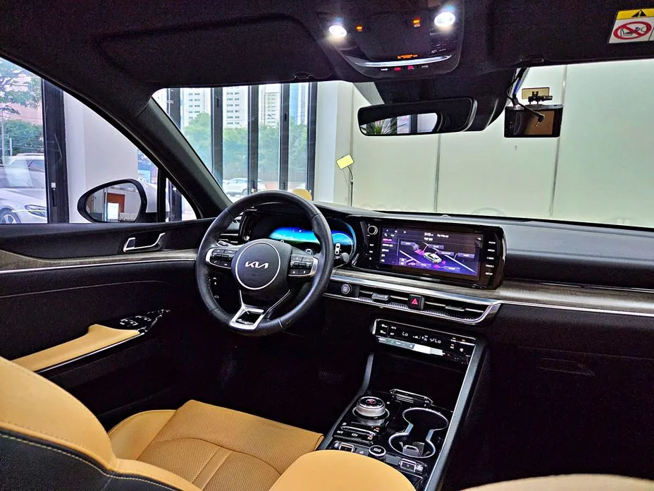 Kia K5