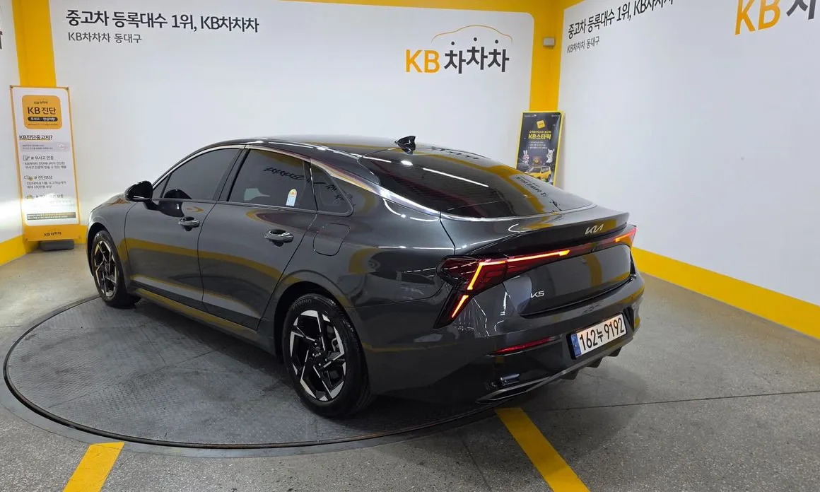 Kia K5