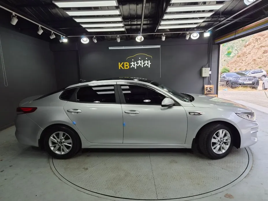 Kia K5