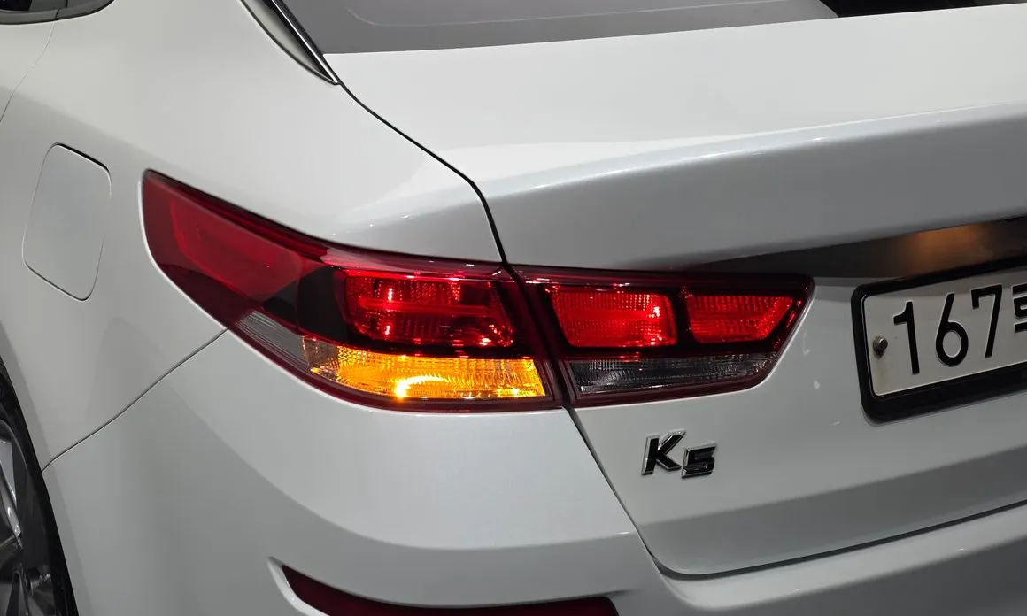 Kia K5