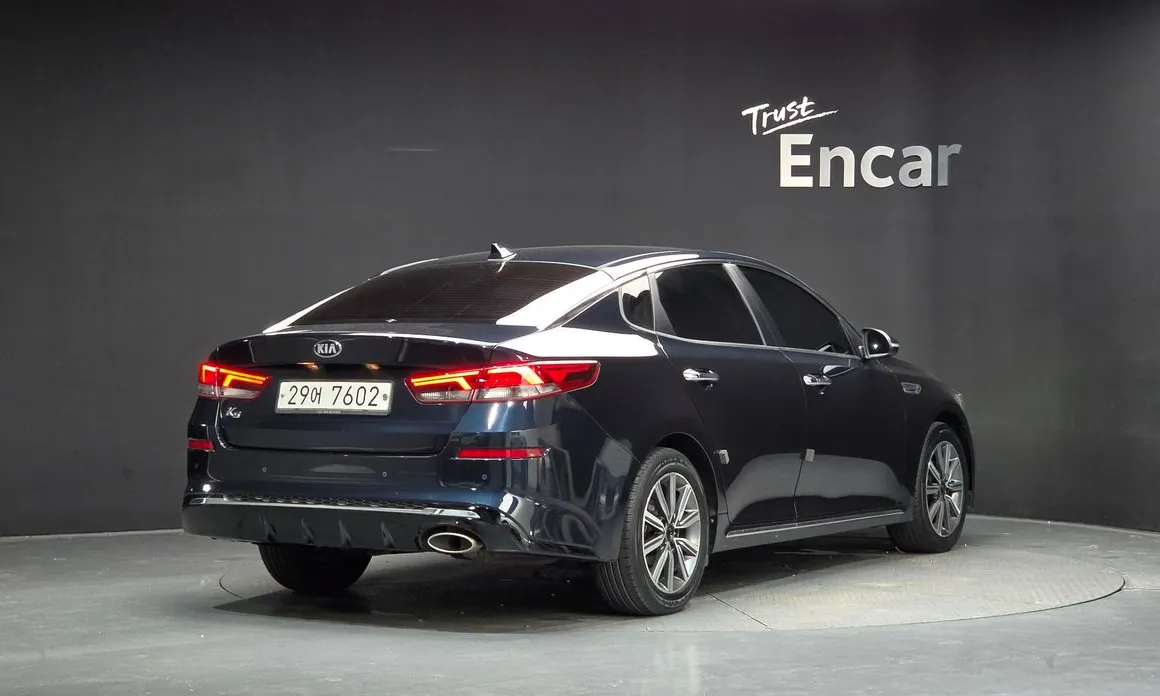 Kia K5