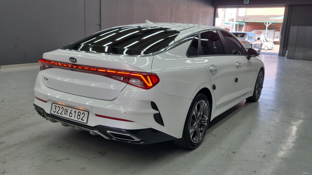Kia K5