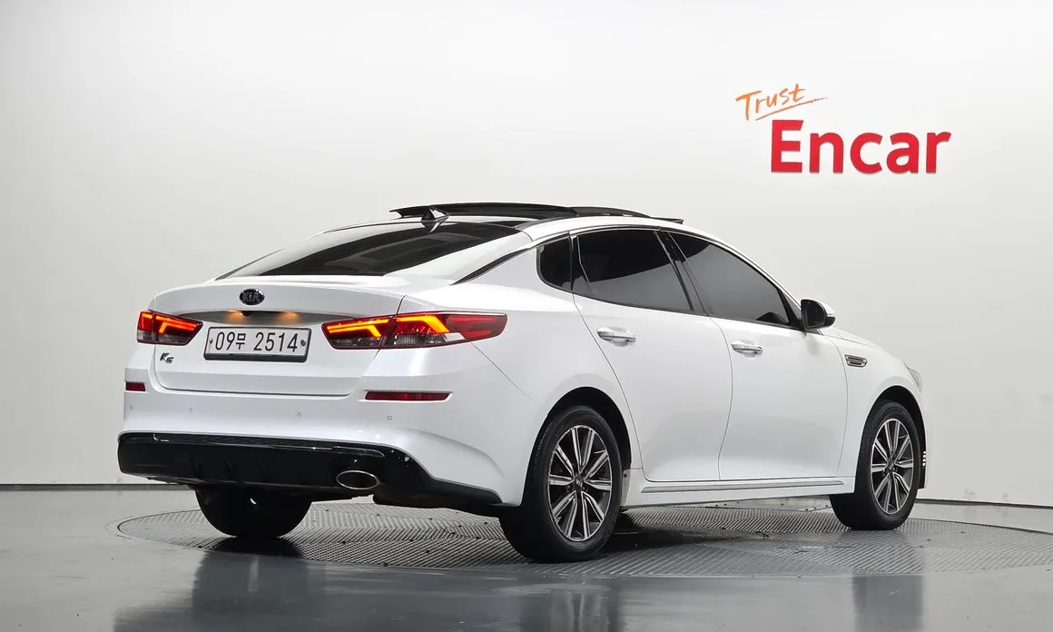 Kia K5