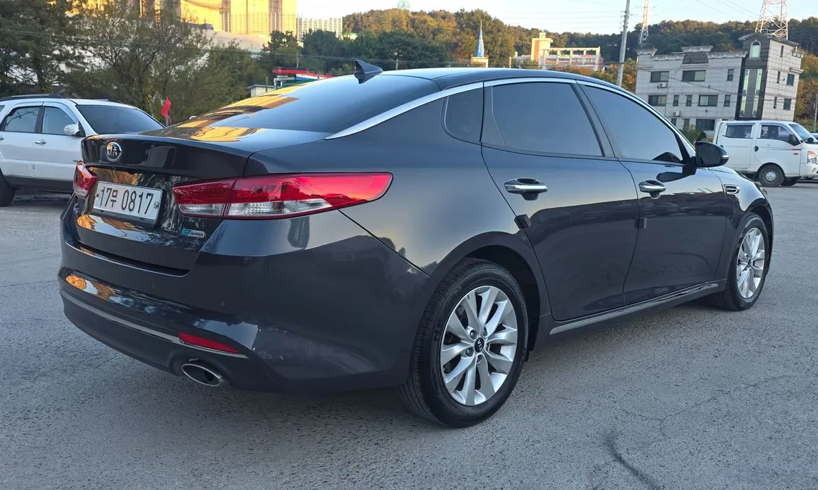 Kia K5