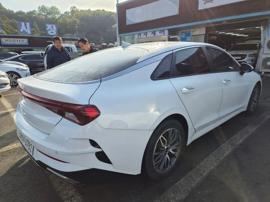 Kia K5