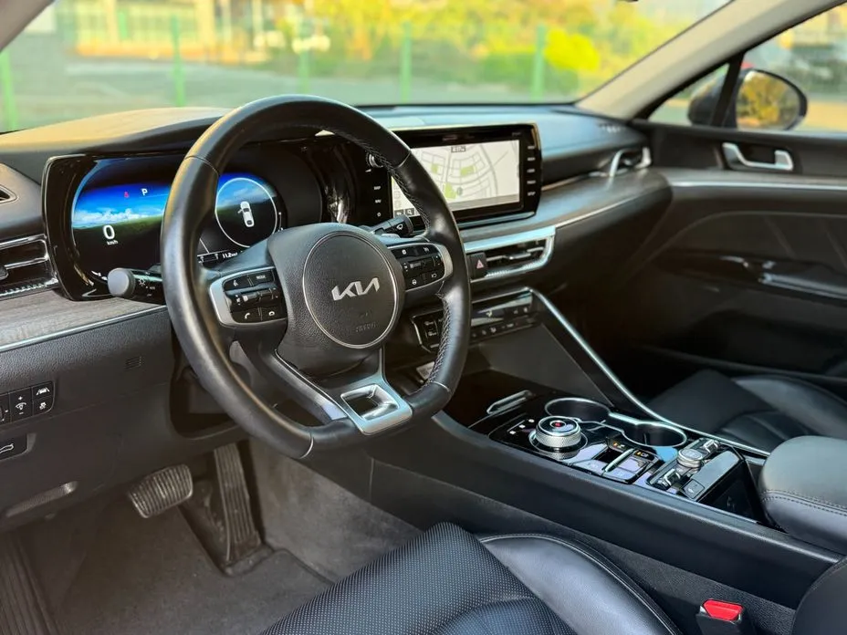 Kia K5