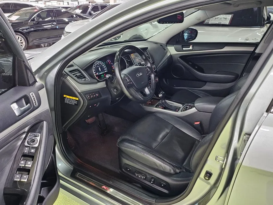 Kia K7
