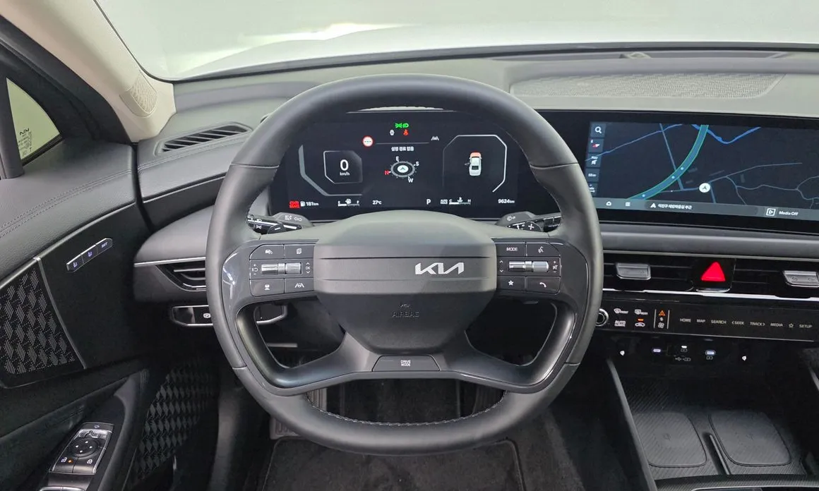 Kia K8