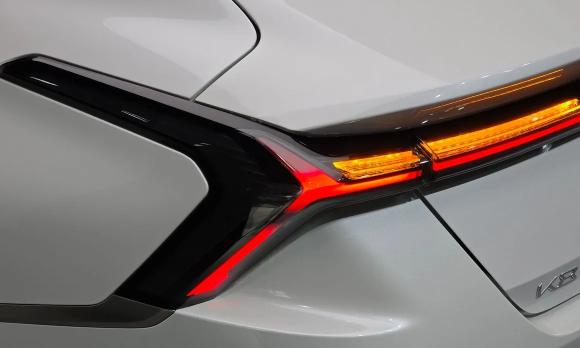 Kia K8
