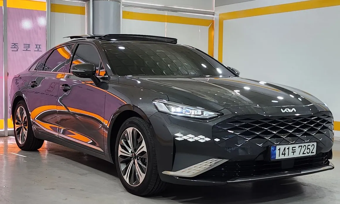 Kia K8