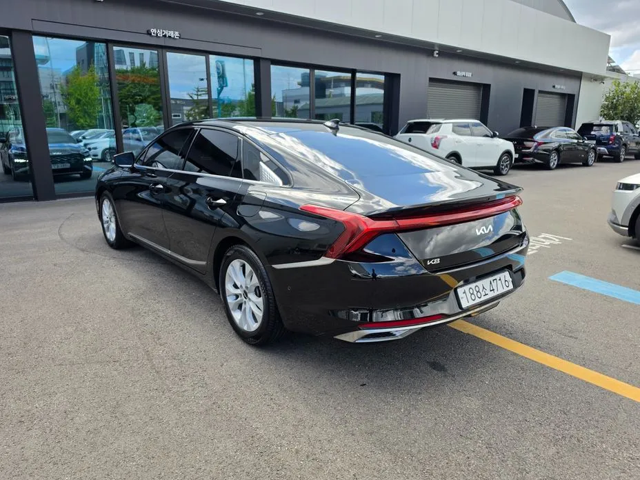 Kia K8