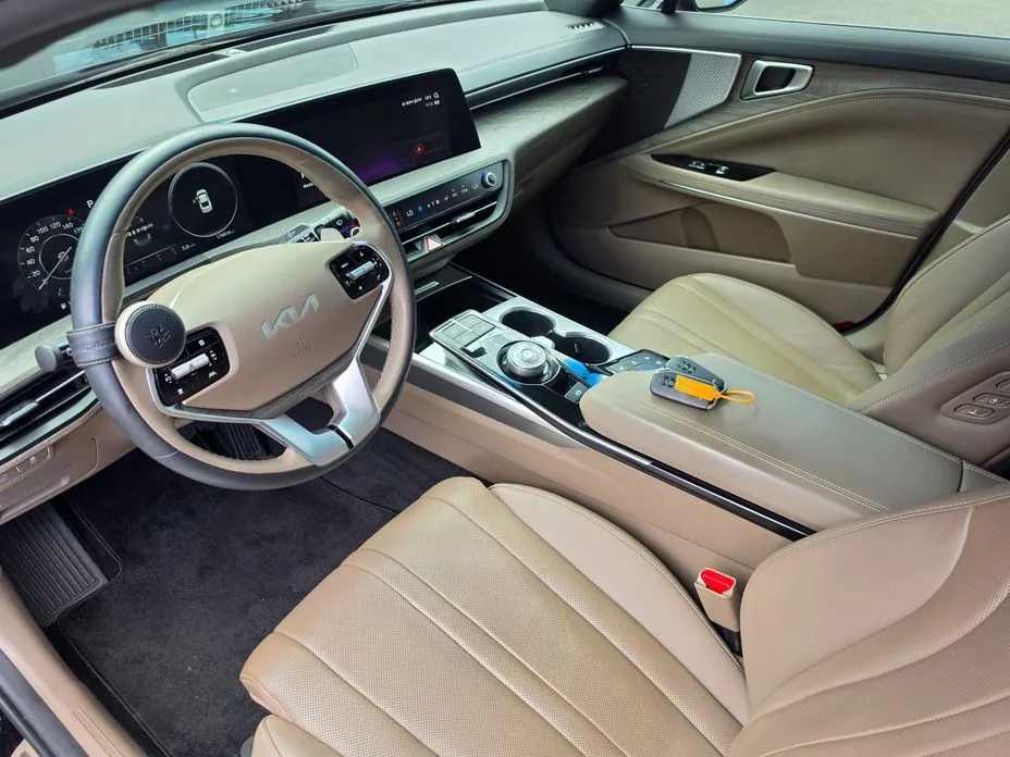 Kia K8