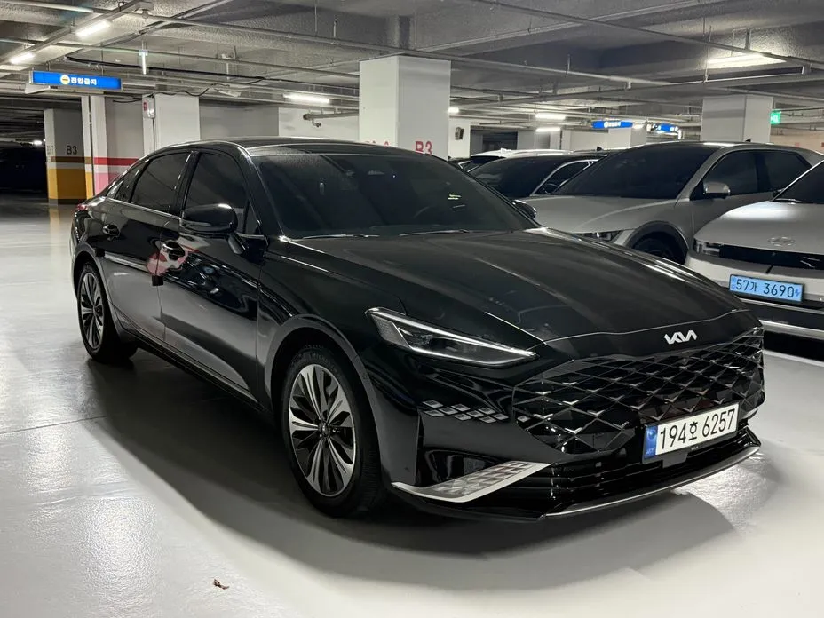 Kia K8