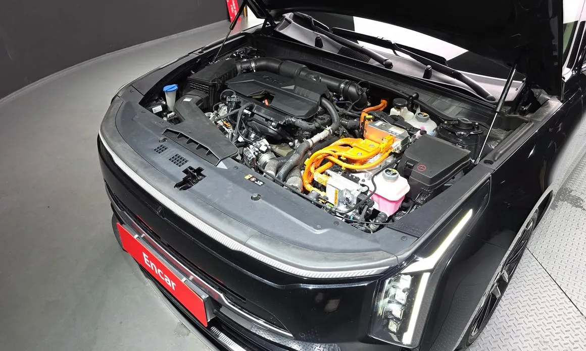 Kia K8