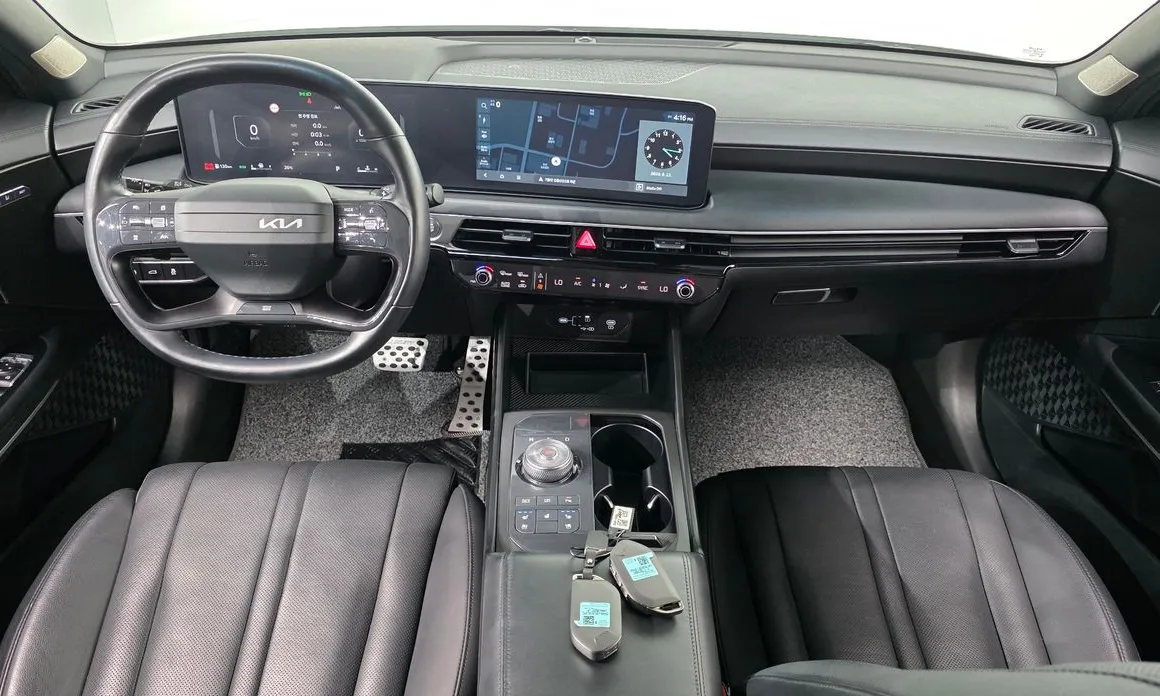 Kia K8