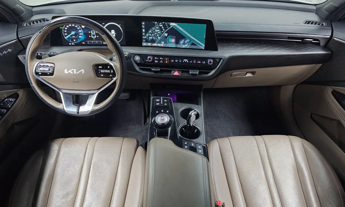 Kia K8