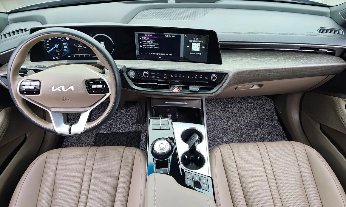 Kia K8