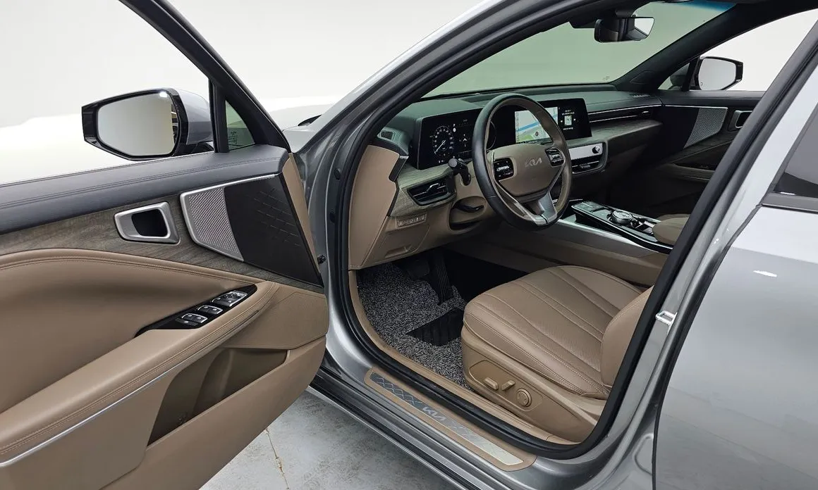 Kia K8