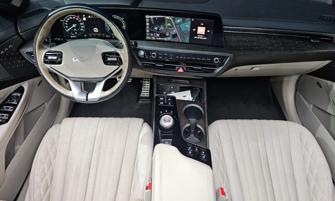 Kia K8